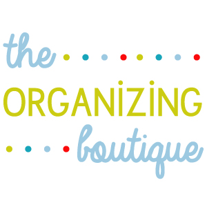 Searching for a life organizer who can teach you how to declutter your home or help with home office organization? You found her!