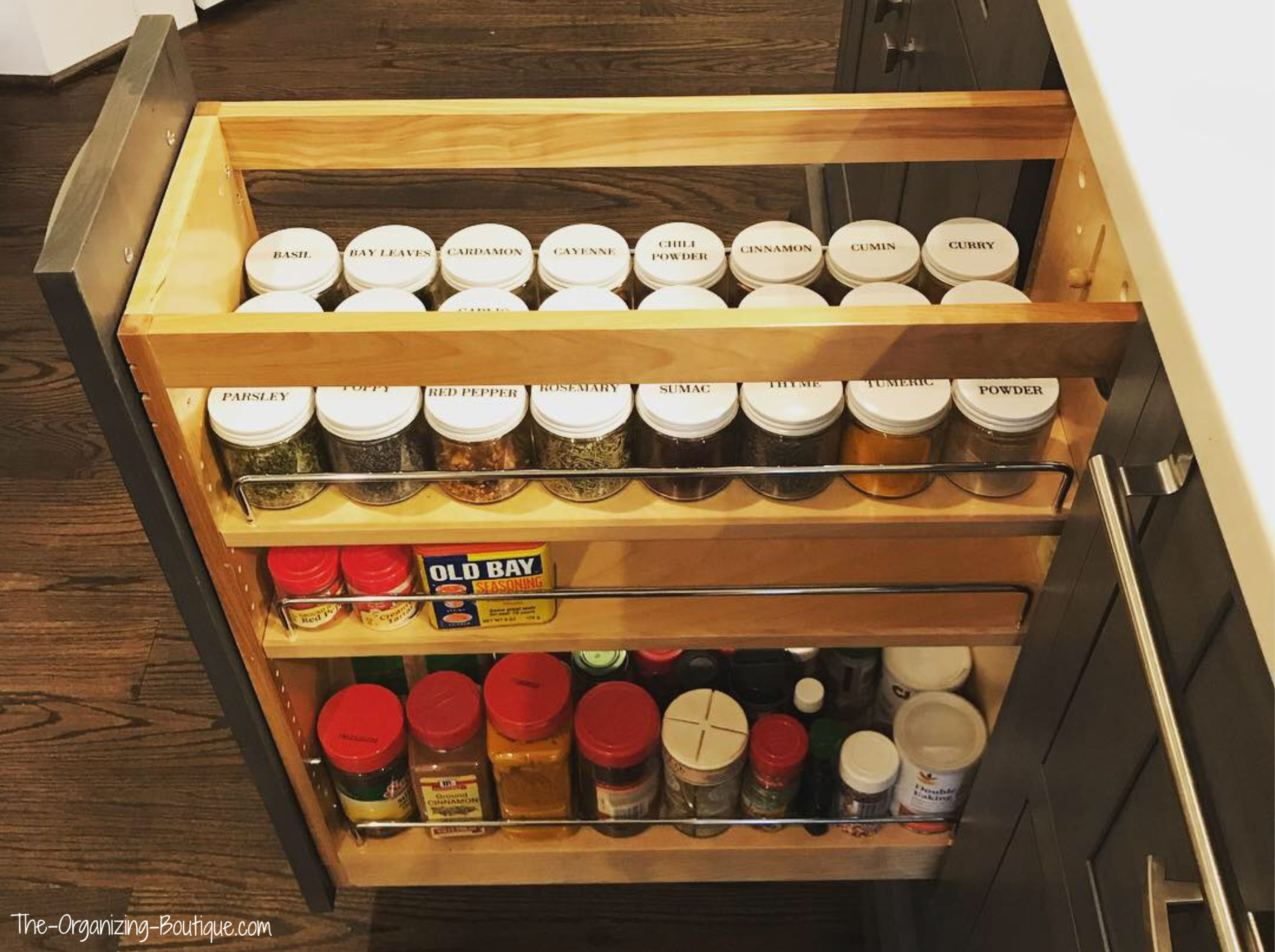 How to Organize a Spice Rack